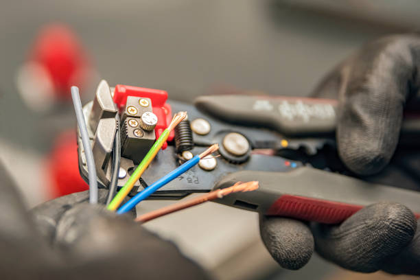 Best Licensed Electrician  in West Union, OH